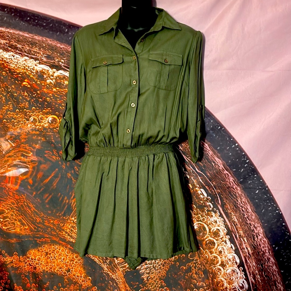 HM Women’s Sheers Roll-tab Sleeves Short Romper Green Size 6 NWT - Picture 1 of 5
